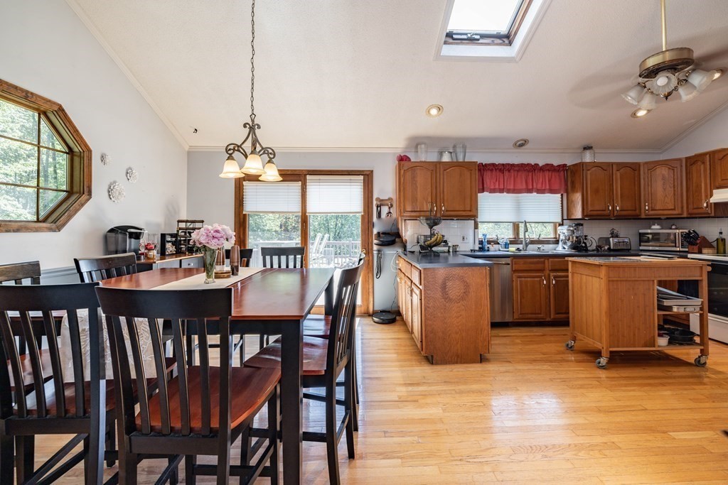 14 Davis Road Southwick, MA 01077 - Photo 7 of 36 Gallery Image 7