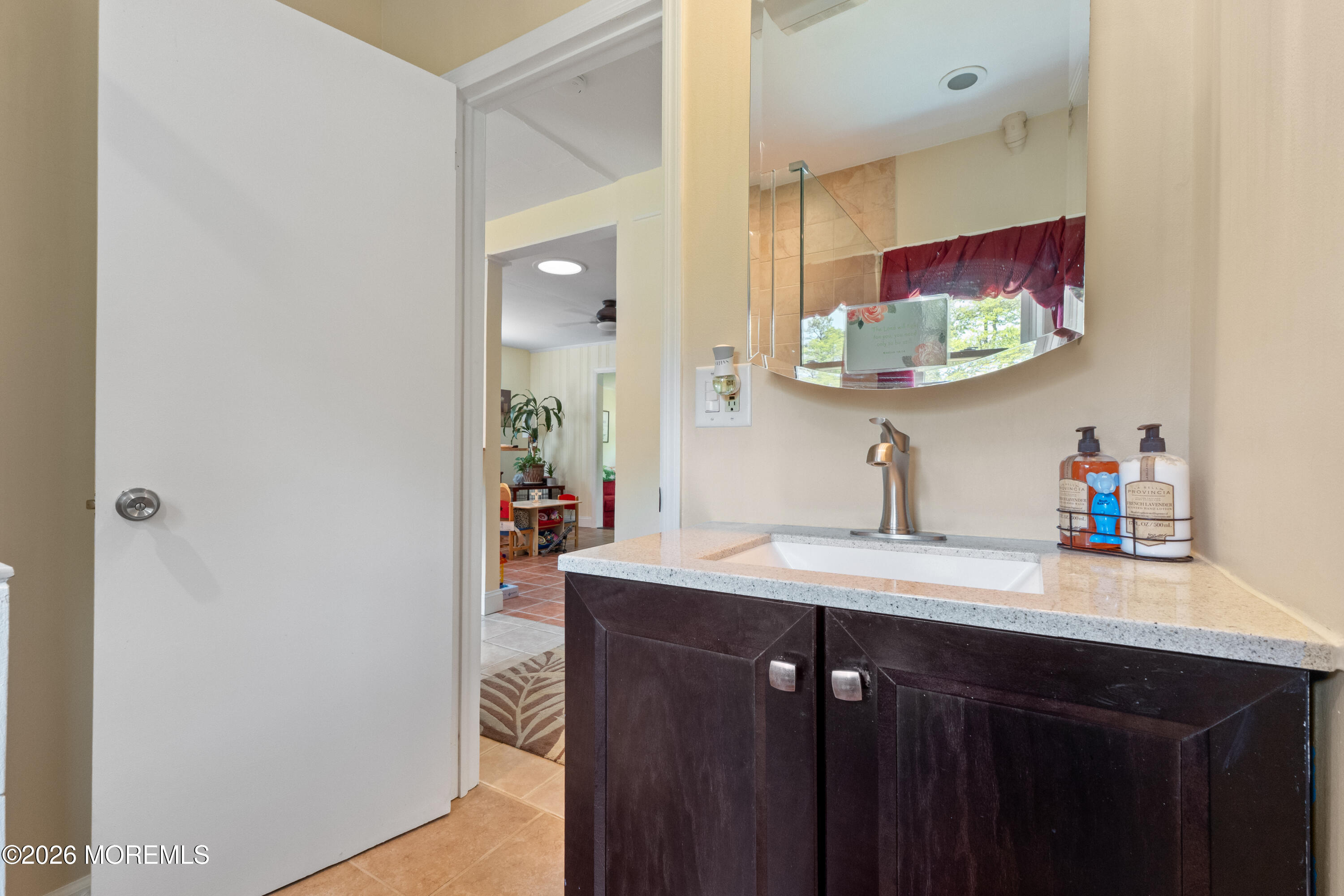 847 Patterson Road Jackson, NJ 08527 - Photo 9 of 30 19_image-16