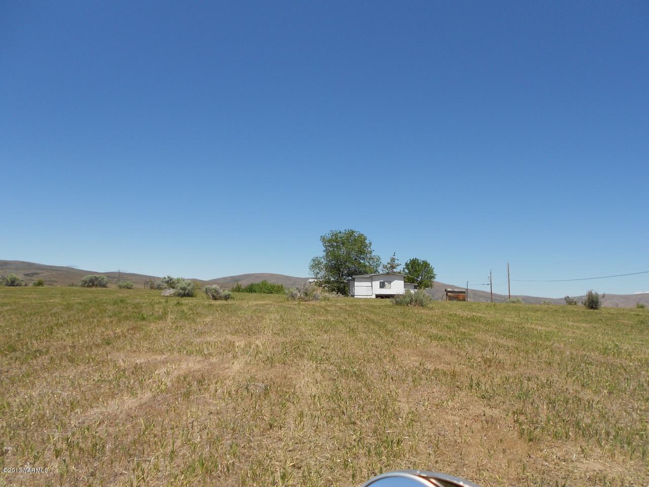374 Hideaway Road Yakima, WA 98908 - Photo 22 of 25 a view of ocean and an ocean