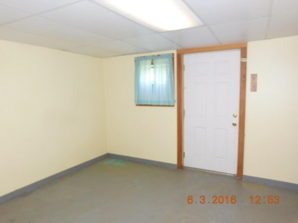 334 Maple Street Weathersfield, VT 05151 - Photo 12 of 21 Gallery Image 12