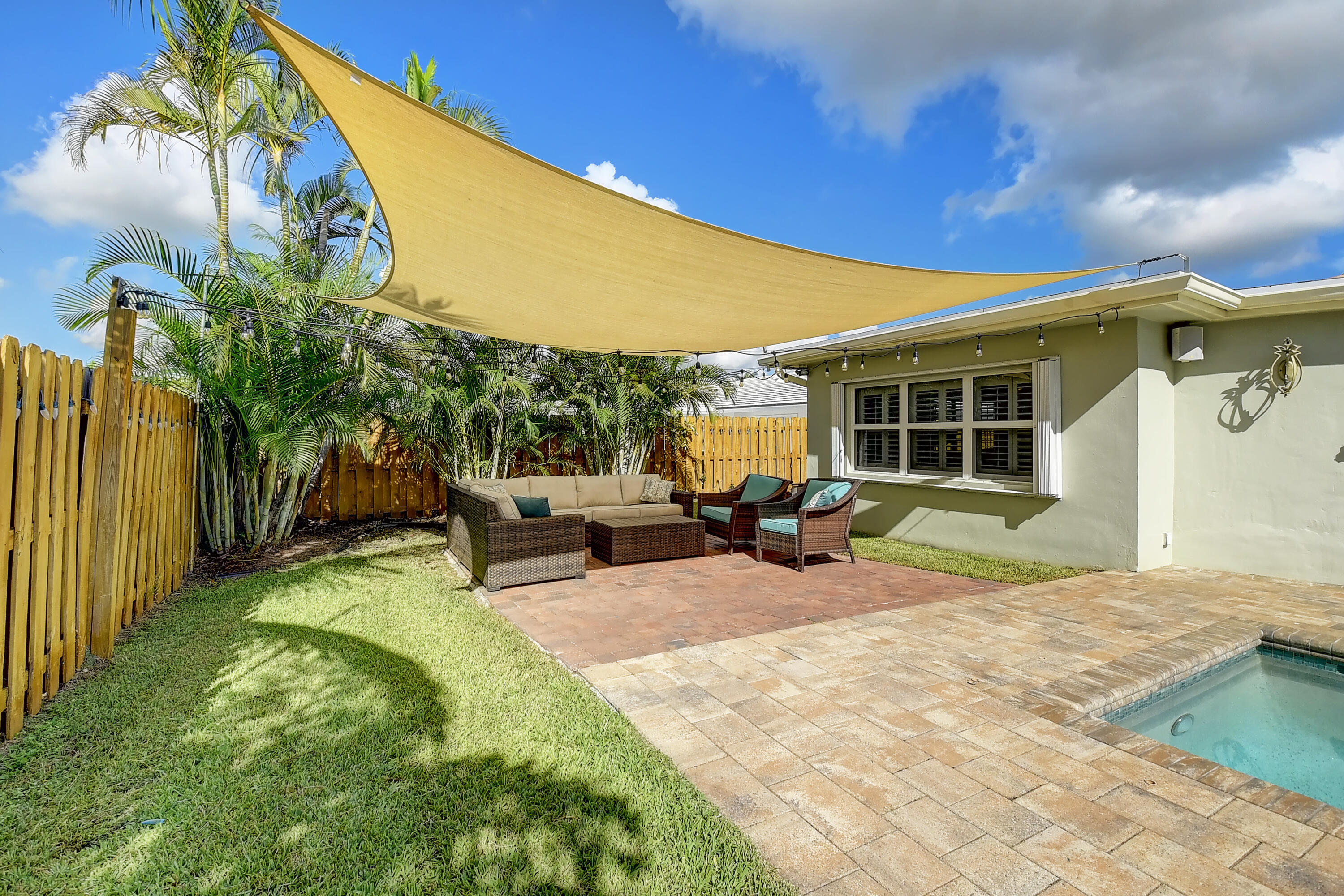 1246 Southwest 13th Drive Boca Raton, FL 33486 - Photo 29 of 43 Additional Room for Entertaining