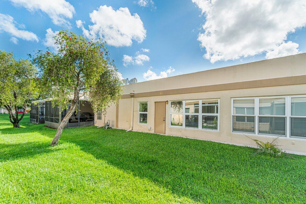 18731 Stewart Circle, Unit 5 Boca Raton, FL 33496 - Photo 20 of 31 023-18731StewartCircle-BocaRaton-FL-3349
