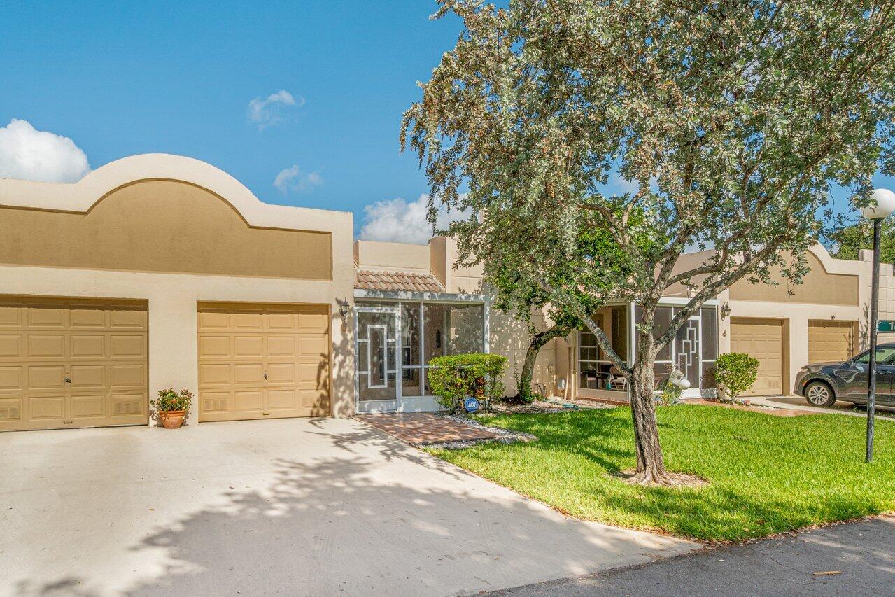 18731 Stewart Circle, Unit 5 Boca Raton, FL 33496 - Photo 2 of 31 002-18731StewartCircle-BocaRaton-FL-3349