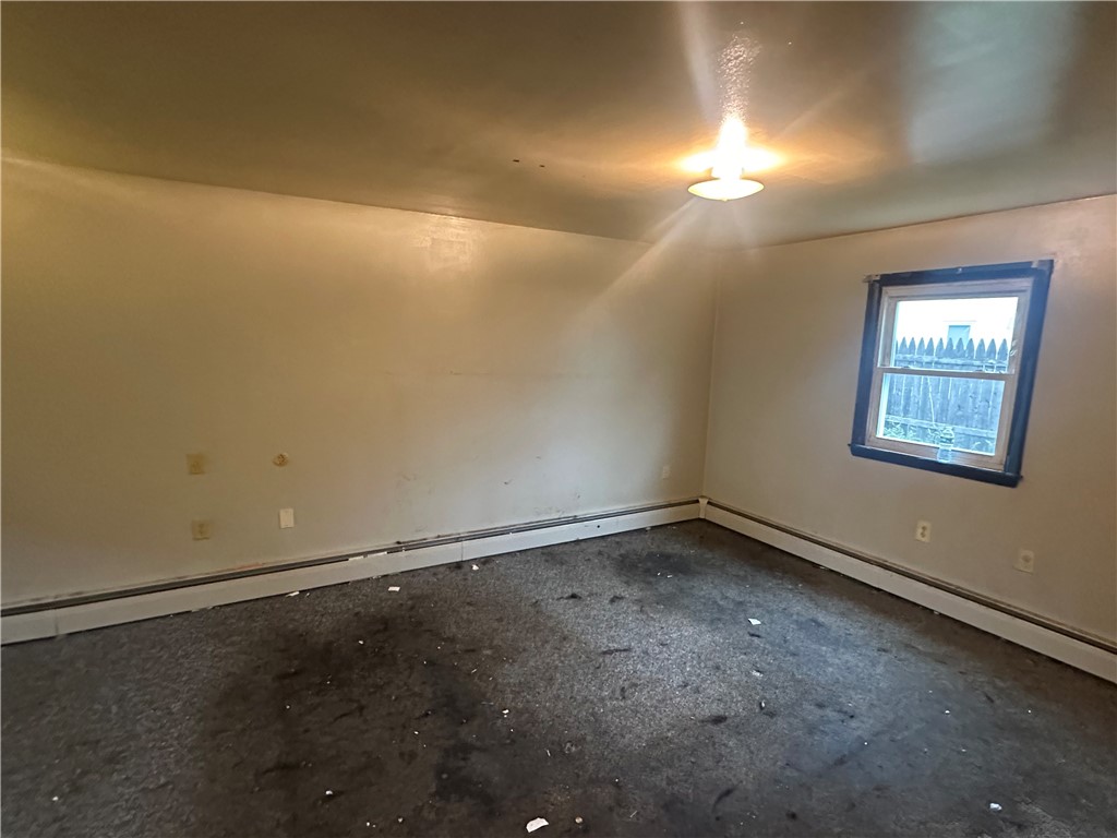 39 Locust Street Pawtucket, RI 02860 - Photo 16 of 25