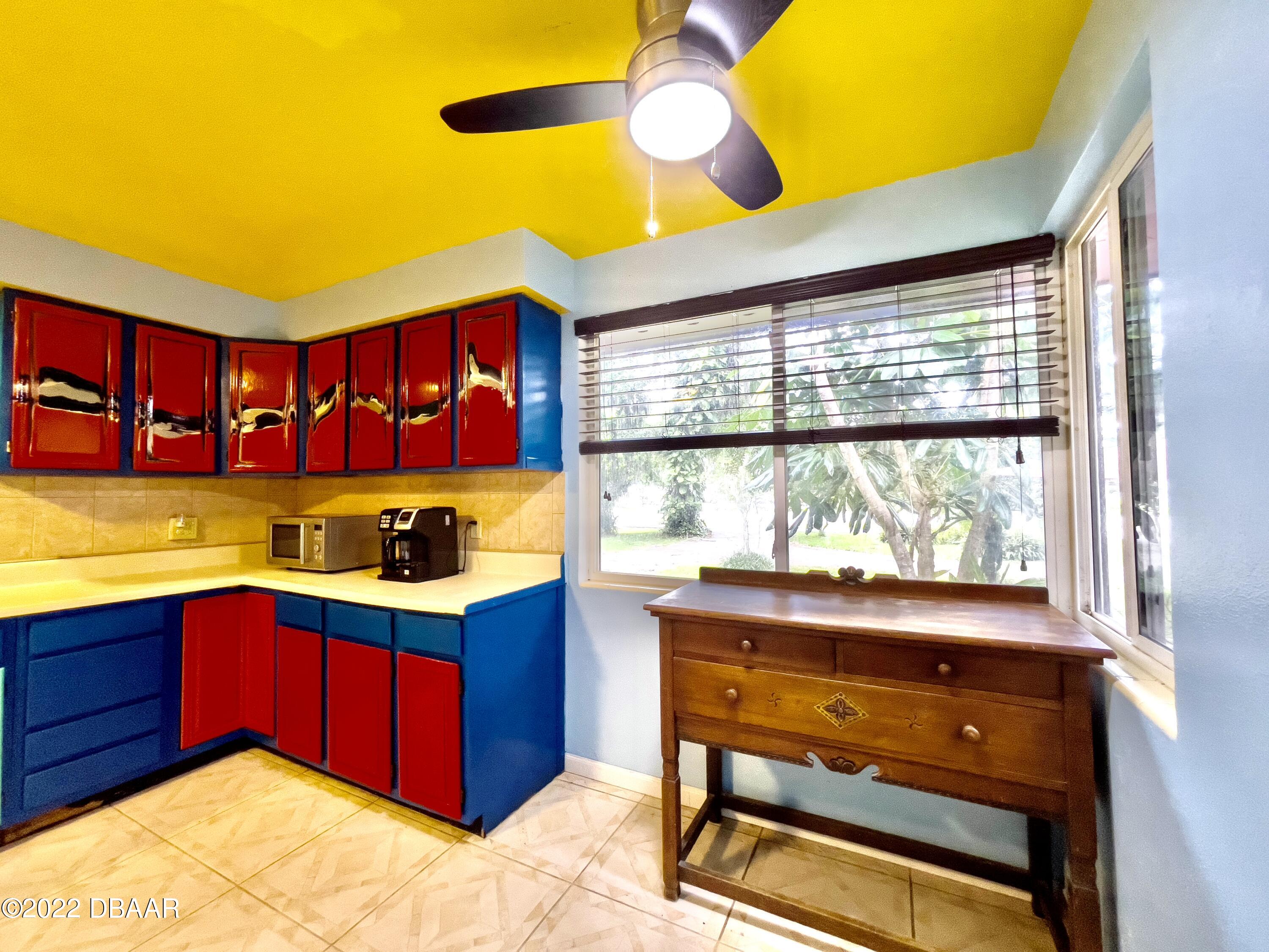 809 Big Tree Road South Daytona, FL 32119 - Photo 14 of 23 Kitchen 3