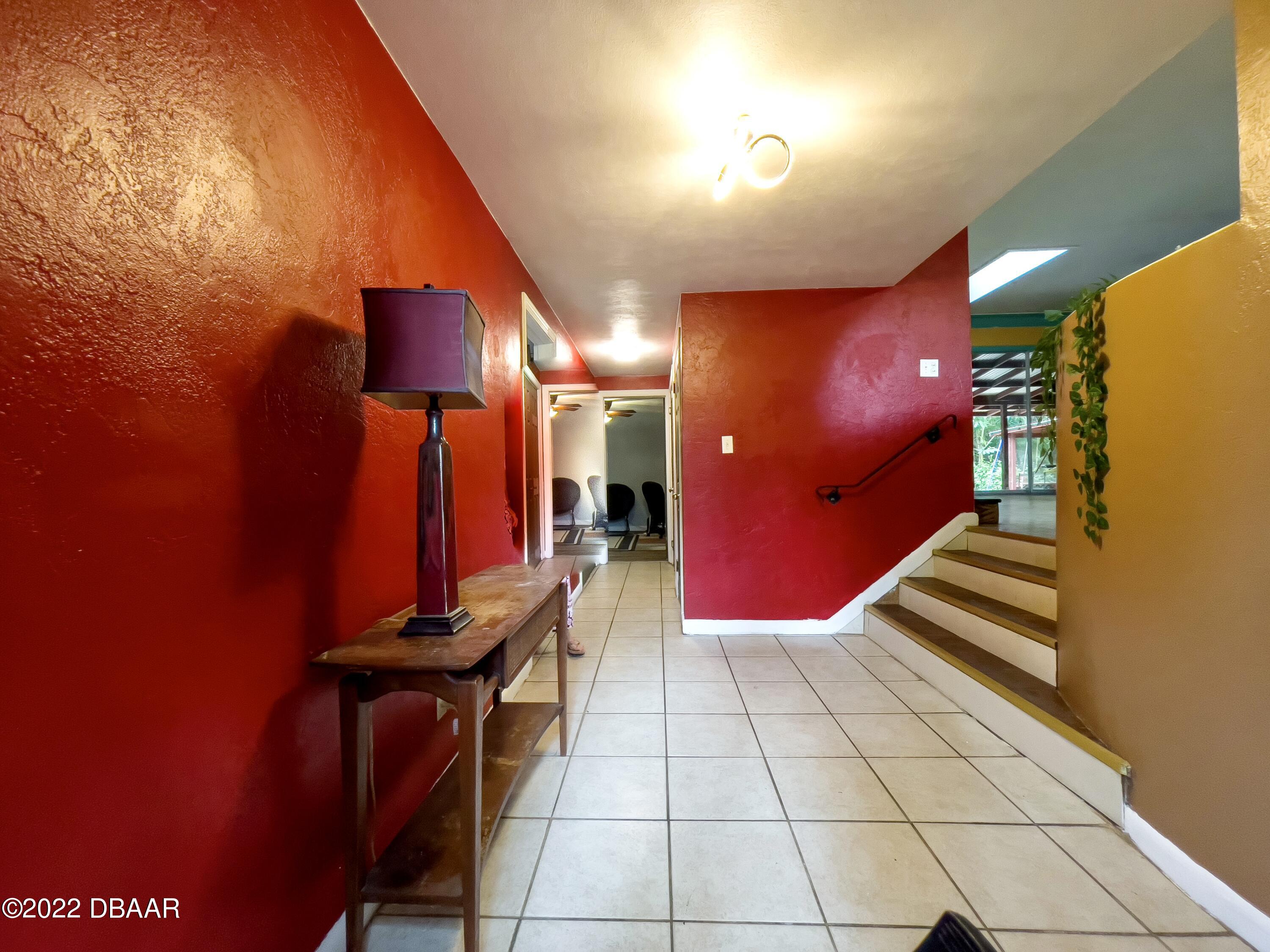 809 Big Tree Road South Daytona, FL 32119 - Photo 8 of 23 Entry way