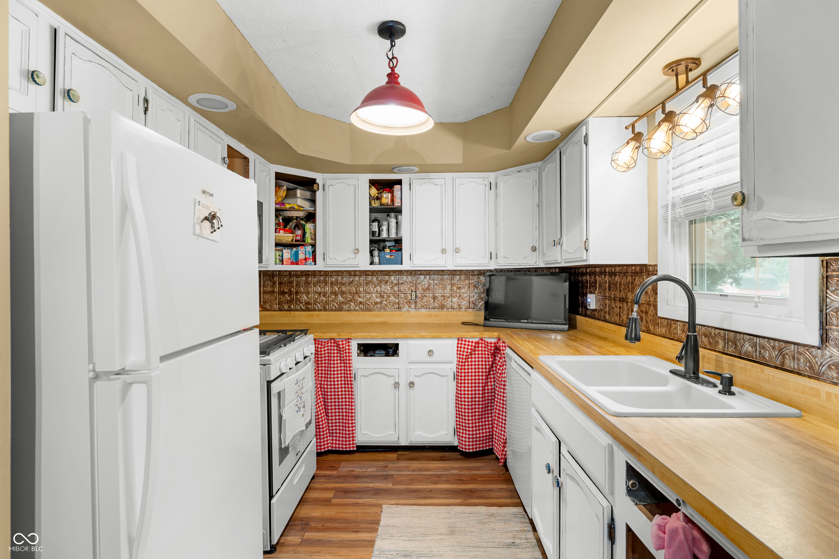513 North Nebo Road Muncie, IN 47304 - Photo 8 of 22