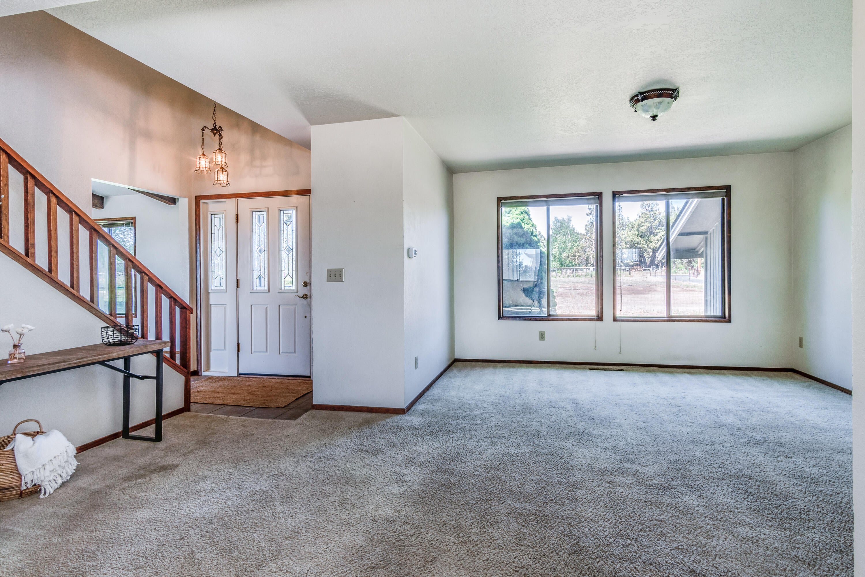 65070 Gerking Market Road Bend, OR 97703 - Photo 13 of 45 Formal dining area off entrance