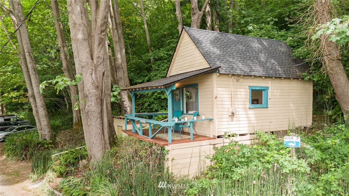 10016 Southwest Northilla Road Vashon, WA 98070 - Photo 14 of 31 Gallery Image 14