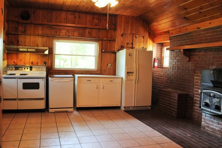 1319 North Wabash Road Marion, IN 46952 - Photo 10 of 24 Gallery Image 10