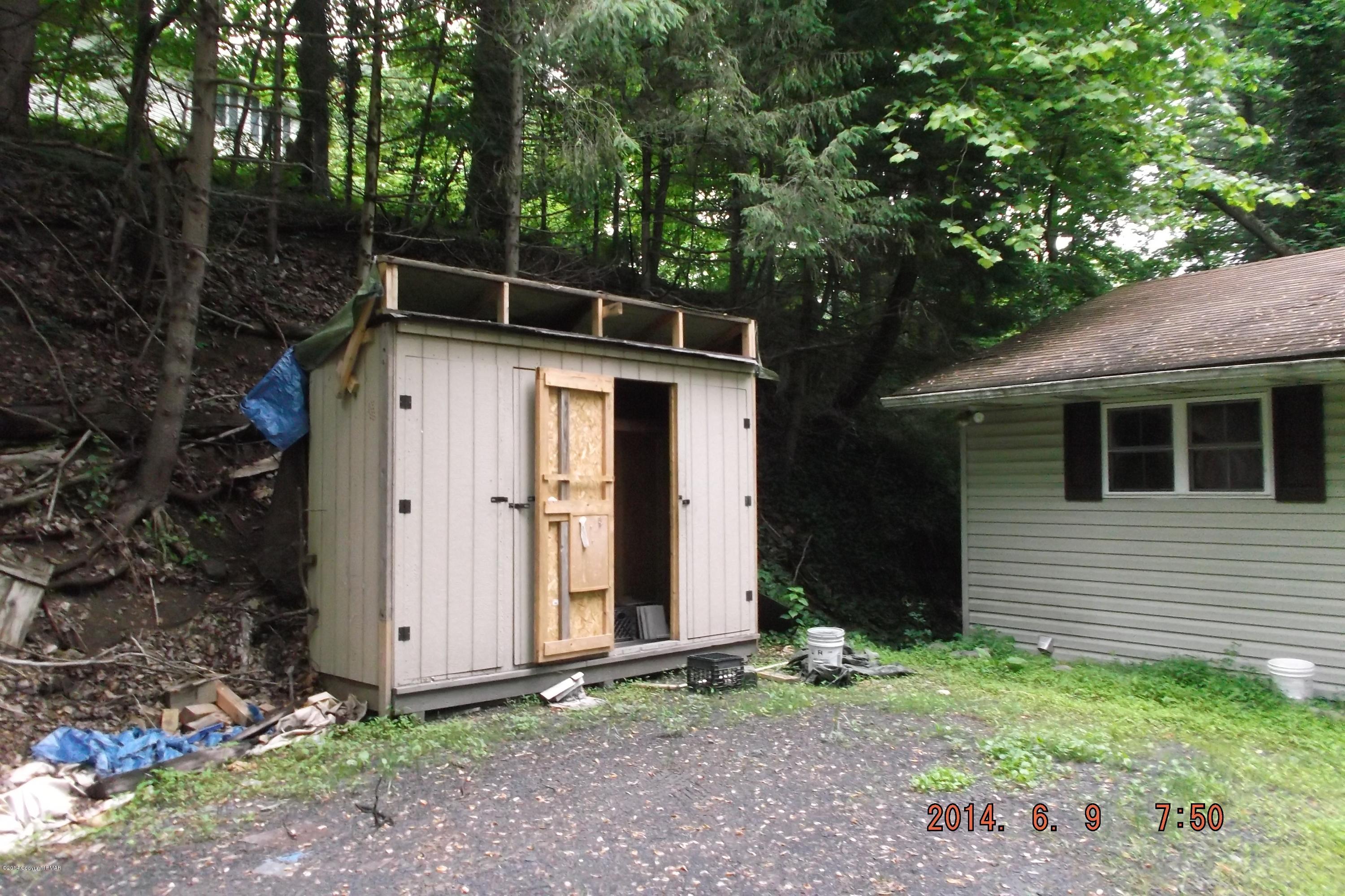 7417 Cherry Valley Road Stroudsburg, PA 18360 - Photo 3 of 14 DSCF5121