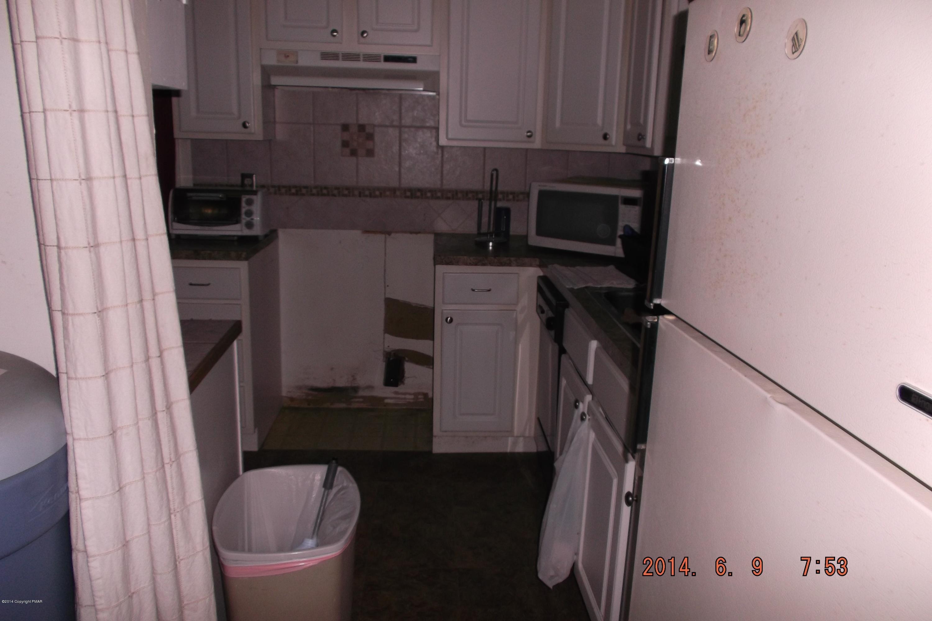 7417 Cherry Valley Road Stroudsburg, PA 18360 - Photo 6 of 14 DSCF5124