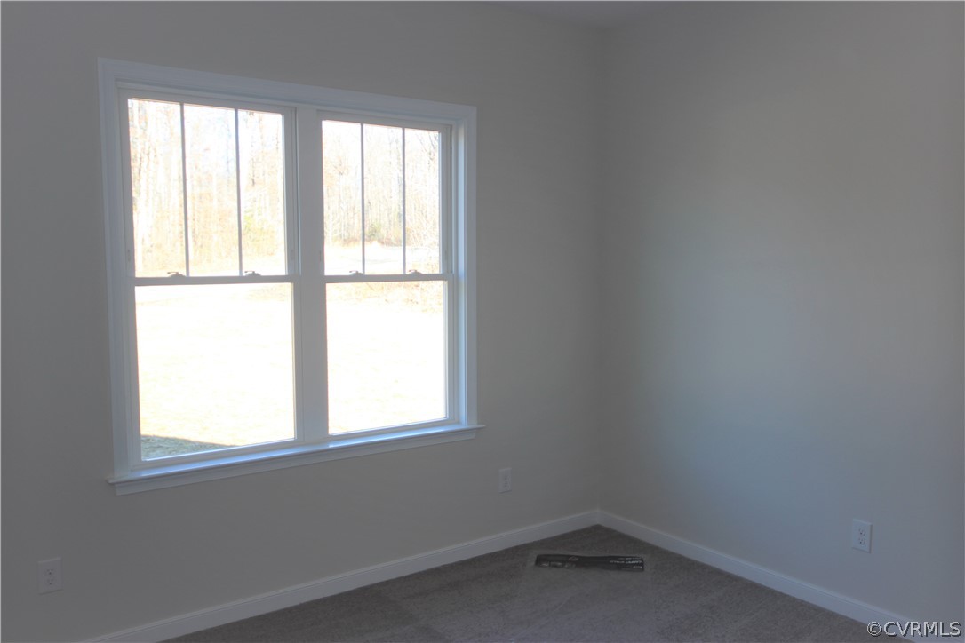 165 New S Ridge Road Bumpass, VA 23024 - Photo 14 of 26 an empty room with a window