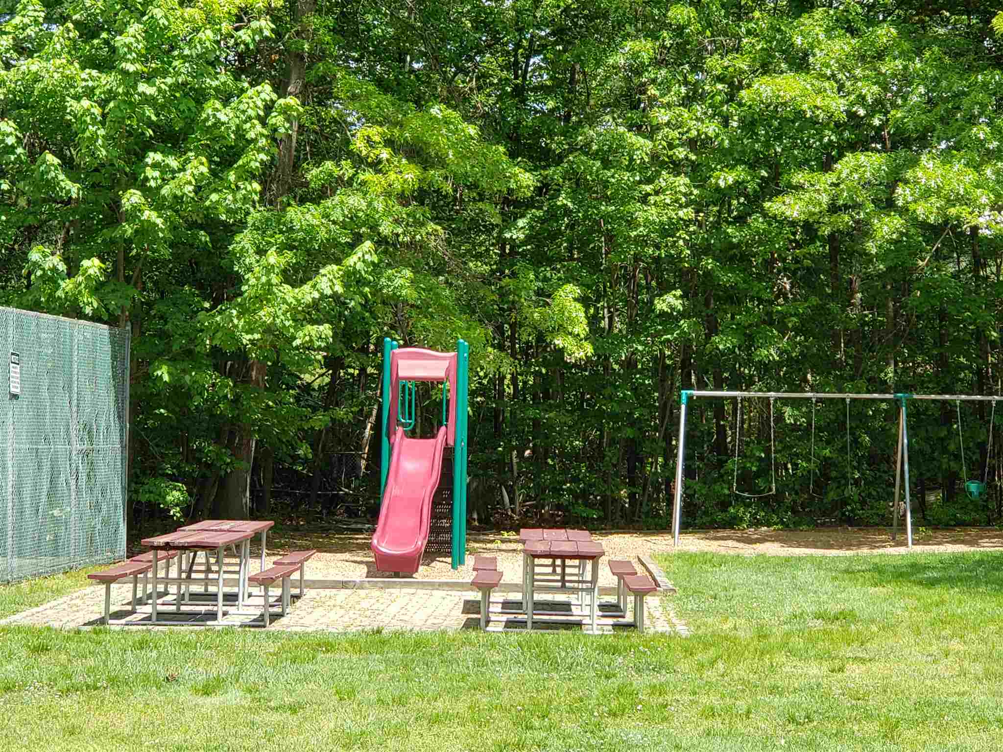 9 Strawberry Bank Road, Unit 20 Nashua, NH 03062 - Photo 3 of 10