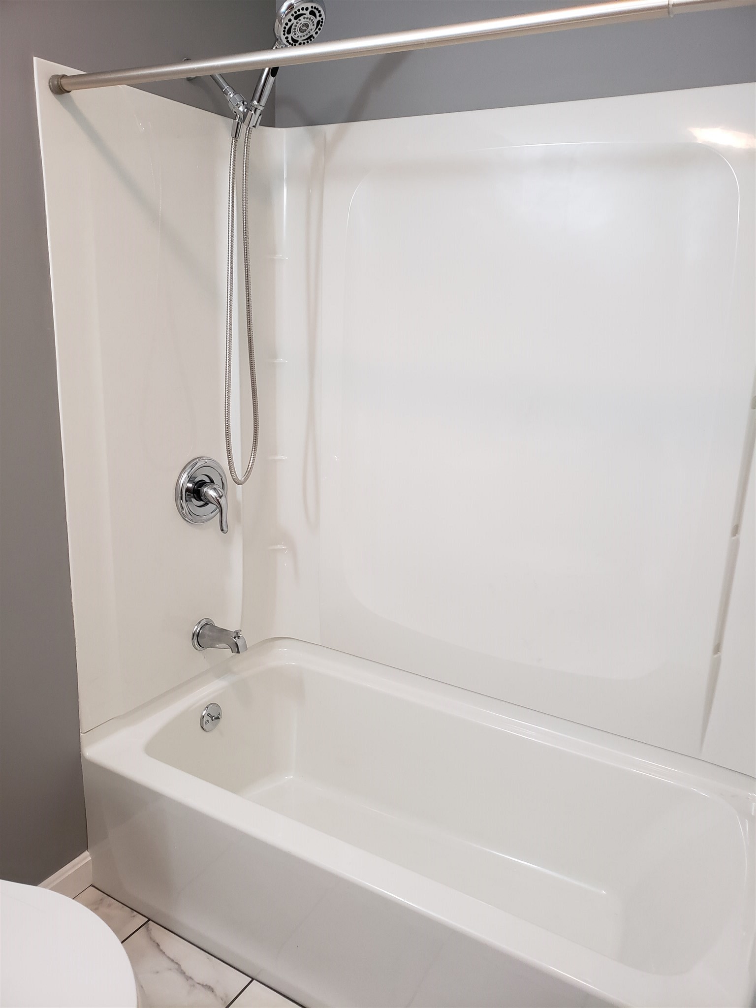 9 Strawberry Bank Road, Unit 20 Nashua, NH 03062 - Photo 8 of 10