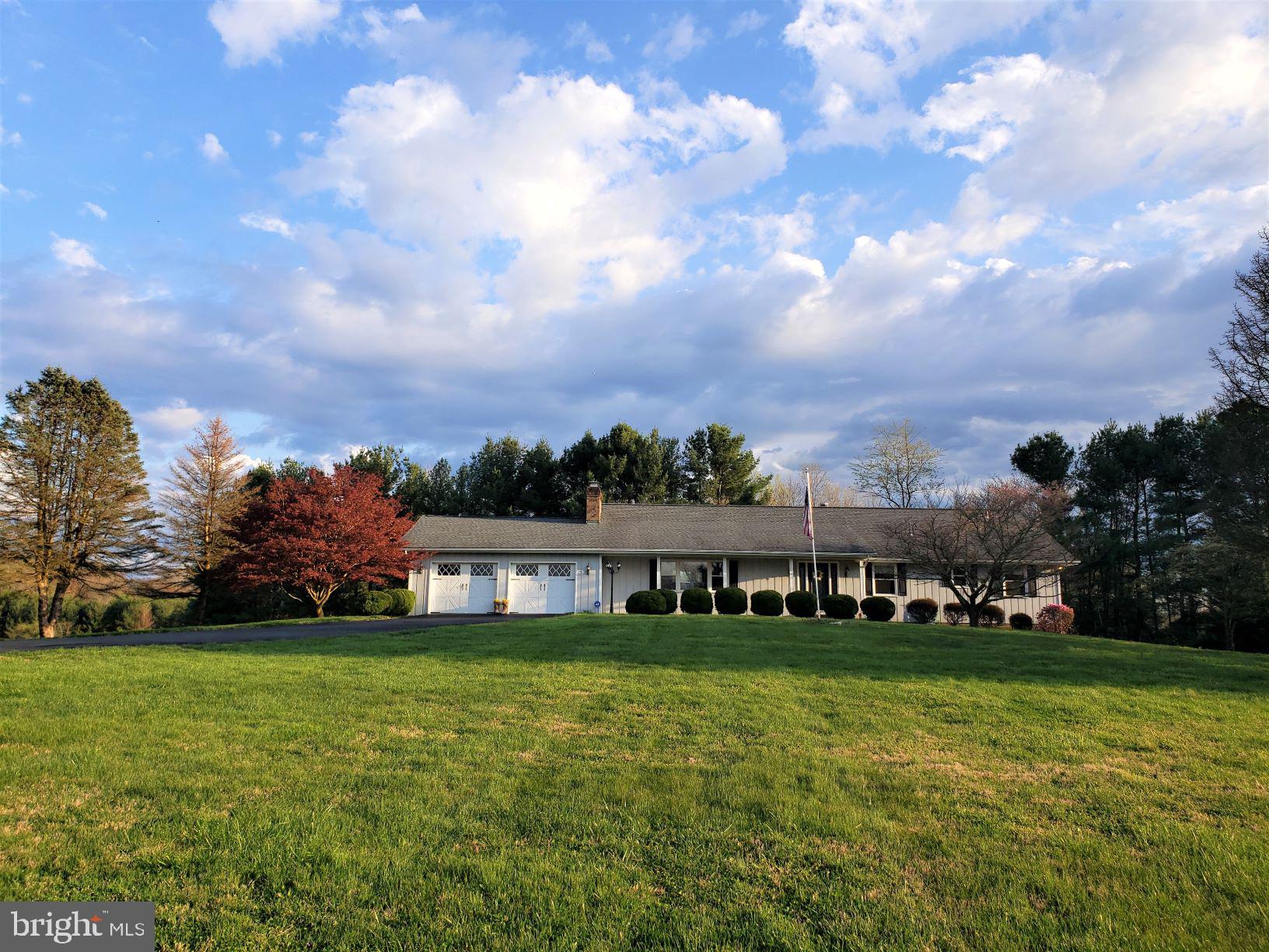 9395 Ramey Road Marshall, VA 20115 - Photo 5 of 71 Great lawn with home at back of property