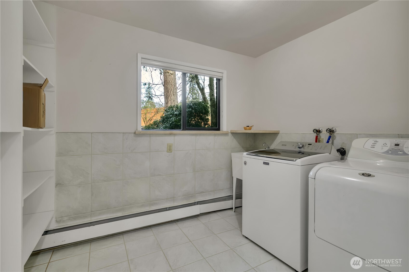 29820 6th Avenue South Federal Way, WA 98003 - Photo 28 of 40 a utility room with dryer and washer