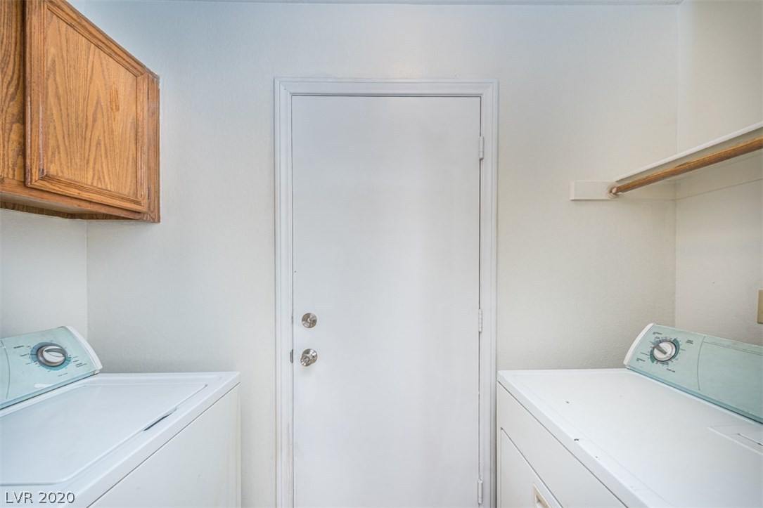 2705 Riley Oaks Court Las Vegas, NV 89108 - Photo 14 of 36 Gallery Image 14