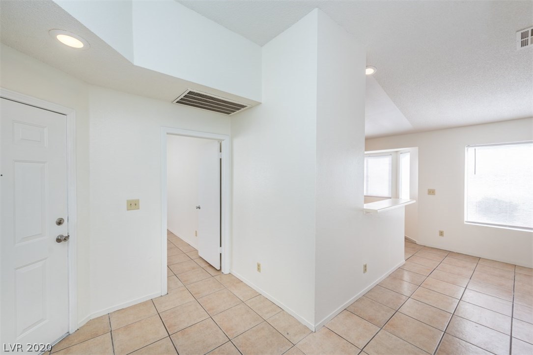 2705 Riley Oaks Court Las Vegas, NV 89108 - Photo 24 of 36 Gallery Image 24
