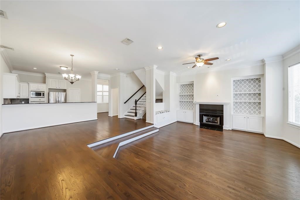 1517 Roy Street Houston, TX 77007 - Photo 1 of 25 Beautiful open living space concept