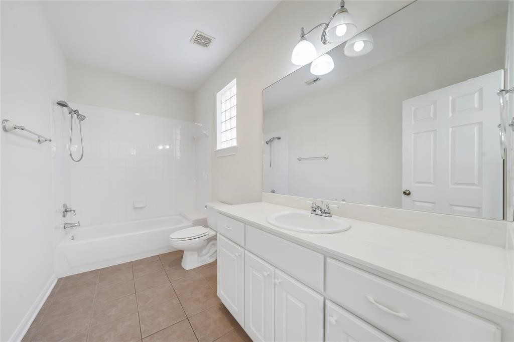 1517 Roy Street Houston, TX 77007 - Photo 7 of 25