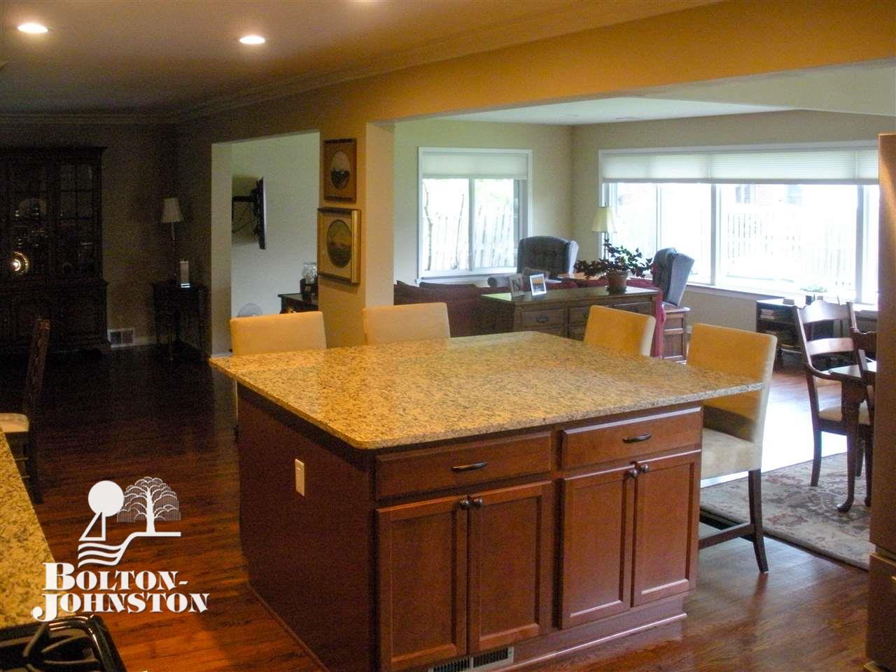 1450 Torrey Road Grosse Pointe, MI 48236 - Photo 7 of 30 Kitchen