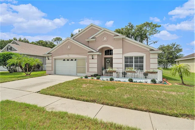$335,000 | 13449 Meadow Golf Avenue, Hudson, FL 34669