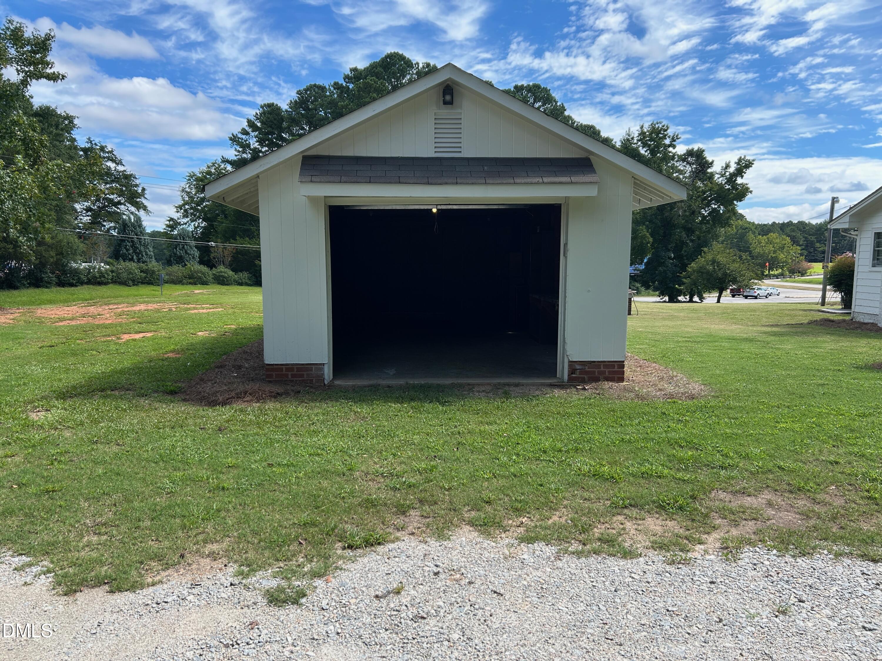 5726 Fayetteville Road Raleigh, NC 27603 - Photo 10 of 11 5726 Fay 9