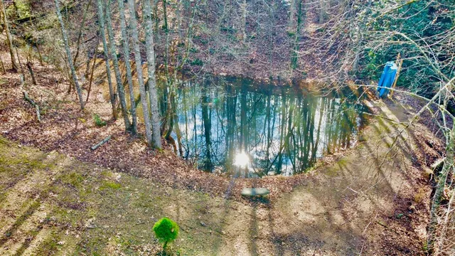 a view of outside area