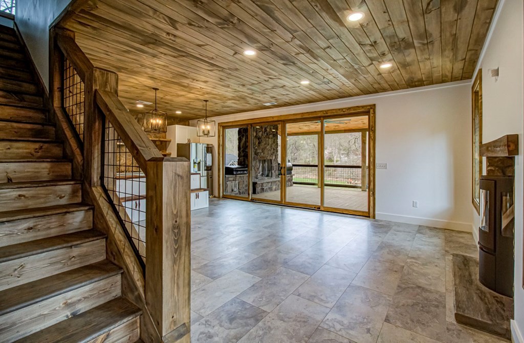 125 Tunis Road Sevierville, TN 37876 - Photo 8 of 53 Gallery Image 8