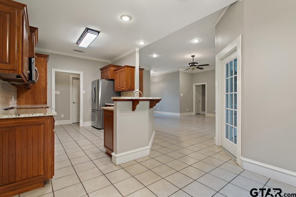 21183 Altuda Lane Flint, TX 75762 - Photo 11 of 48