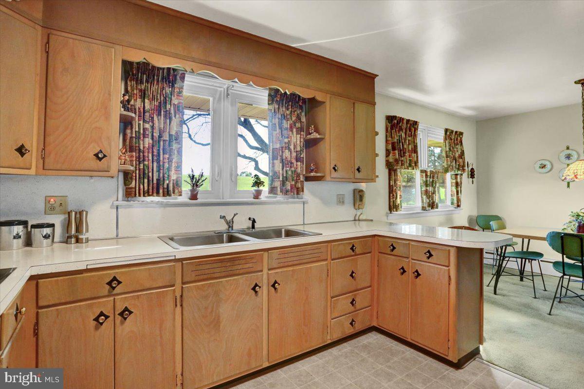 961 Pineland Road Birdsboro, PA 19508 - Photo 8 of 26 Gallery Image 8