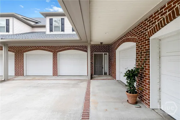 $525,000 | 804 River Oaks Drive, Richmond Hill, GA 31324