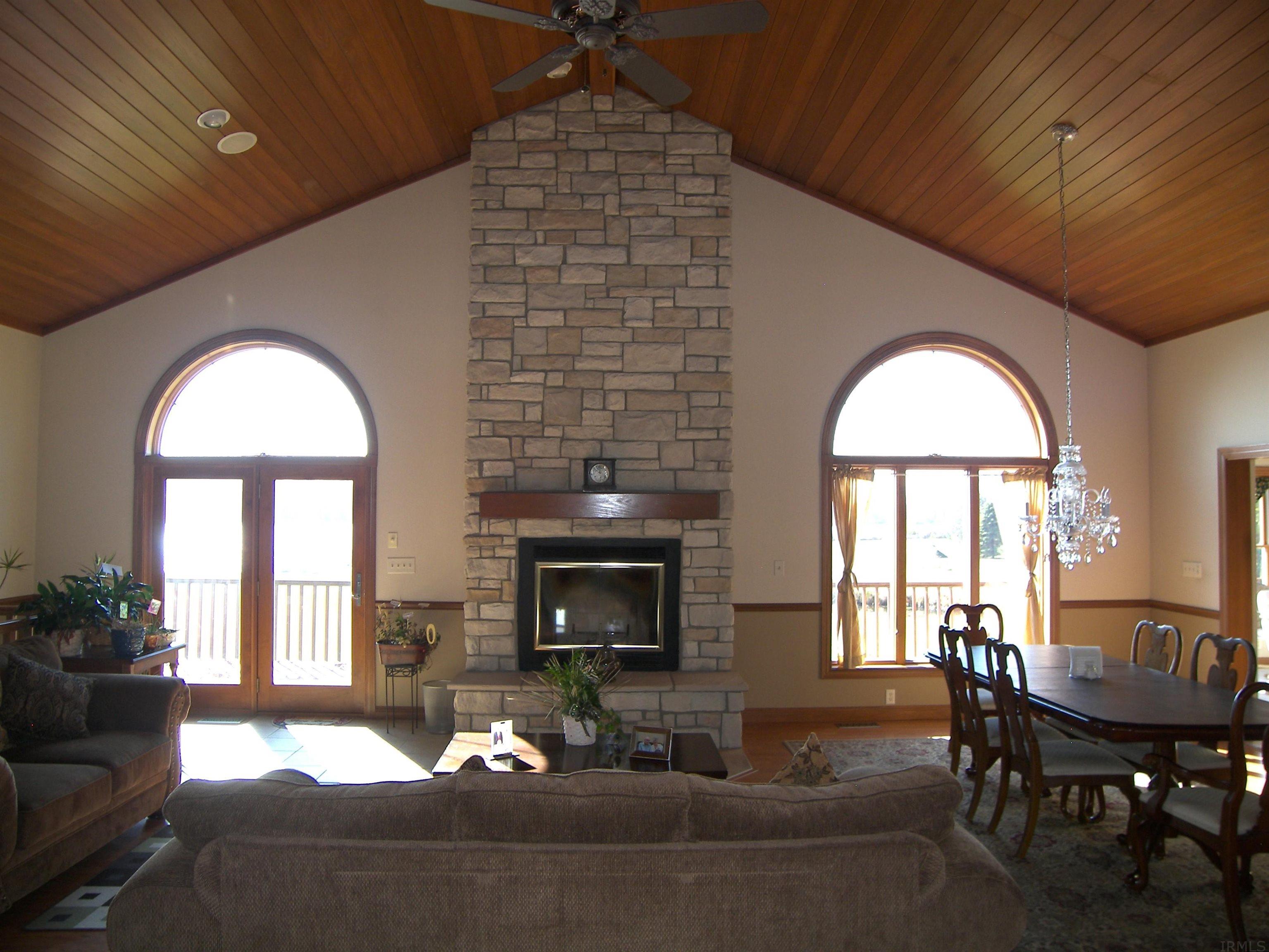 1487 West Hoppus Road Warsaw, IN 46580 - Photo 9 of 36 Gallery Image 9