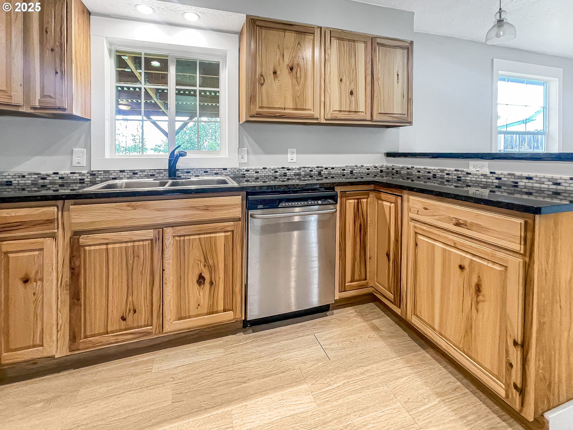 550 Crowfoot Road Lebanon, OR 97355 - Photo 13 of 41 Gallery Image 13