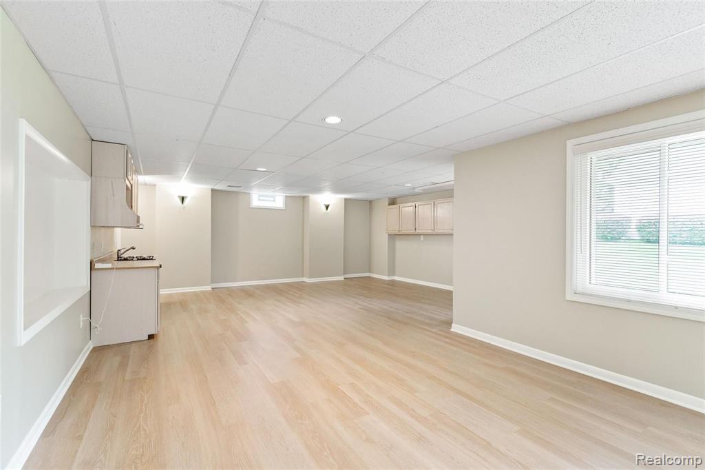 3327 Fairgrove Terrace Rochester Hills, MI 48309 - Photo 34 of 55