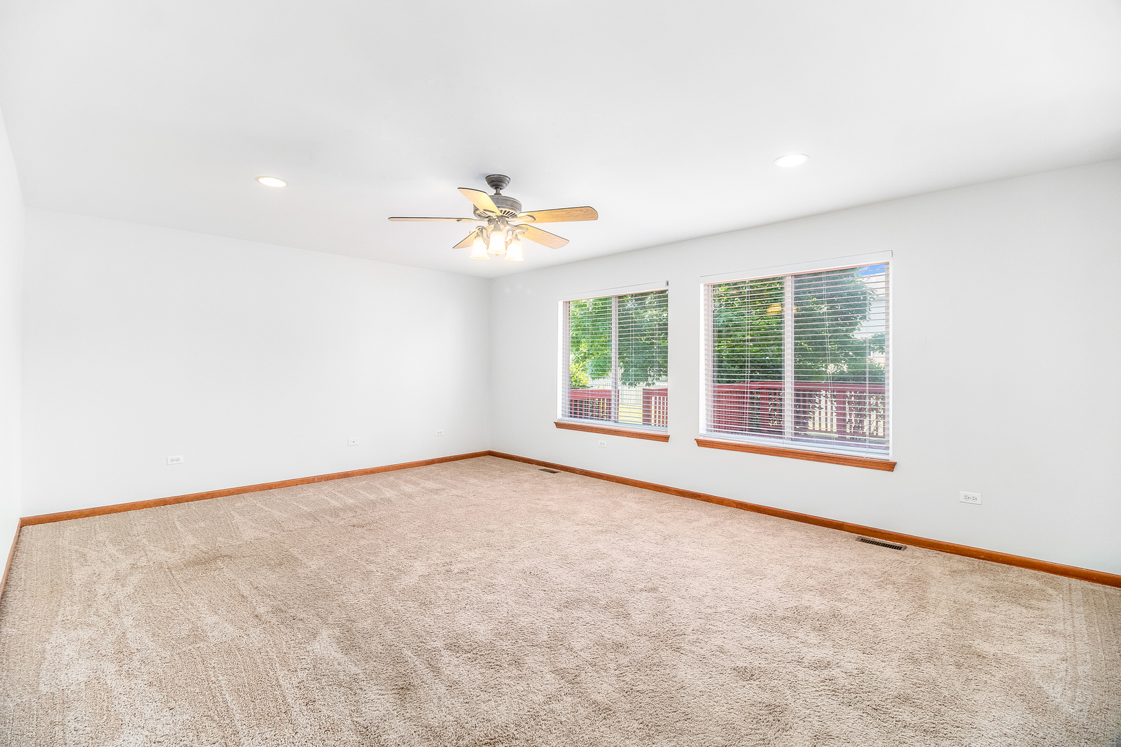 319 Deerpath Court Wauconda, IL 60084 - Photo 12 of 25