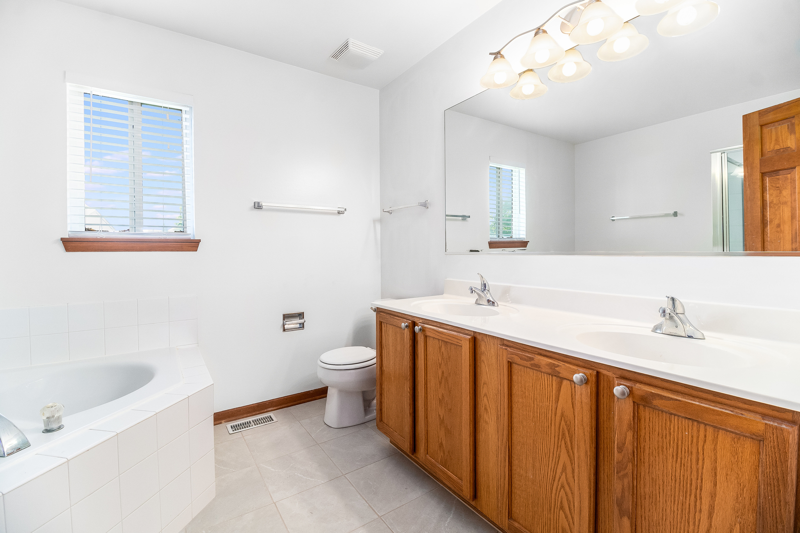319 Deerpath Court Wauconda, IL 60084 - Photo 20 of 25