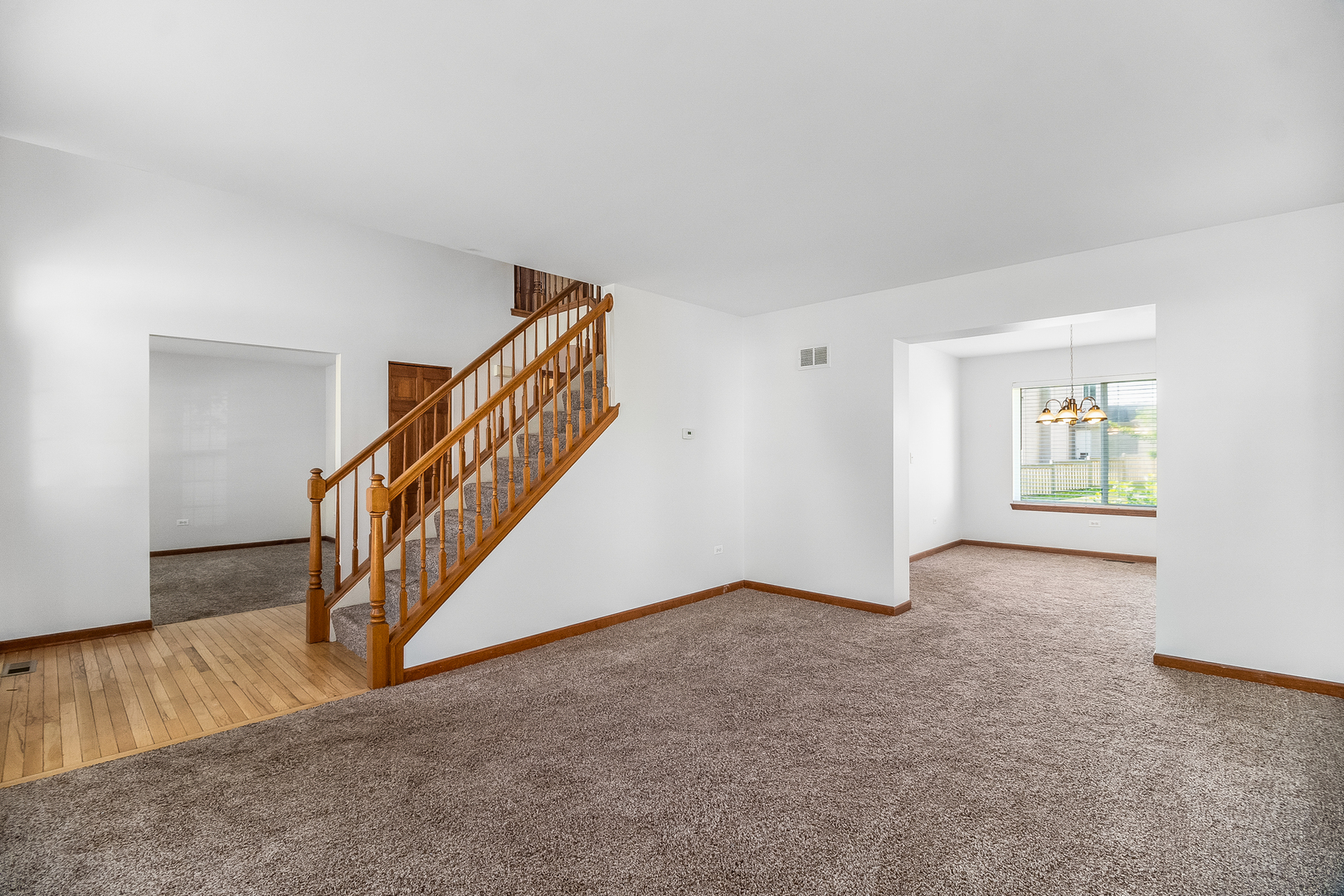 319 Deerpath Court Wauconda, IL 60084 - Photo 3 of 25