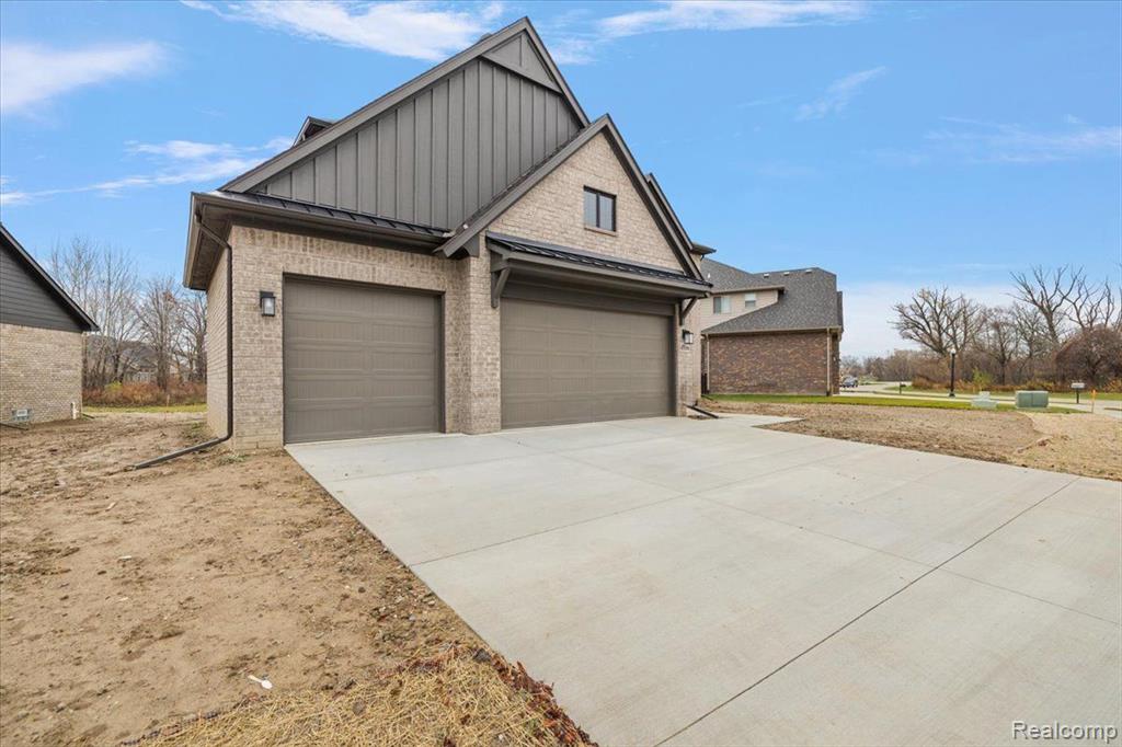 45166 Twin Rivers Road Macomb, MI 48044 - Photo 9 of 68
