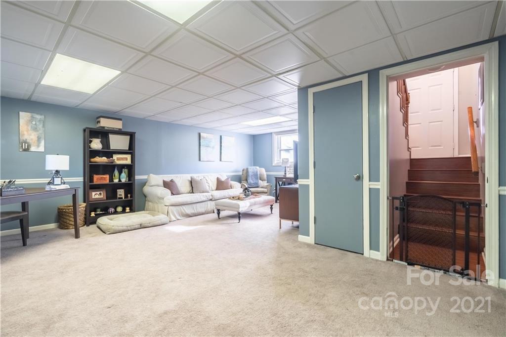 1683 Rink Dam Road Taylorsville, NC 28681 - Photo 20 of 31 Gallery Image 20