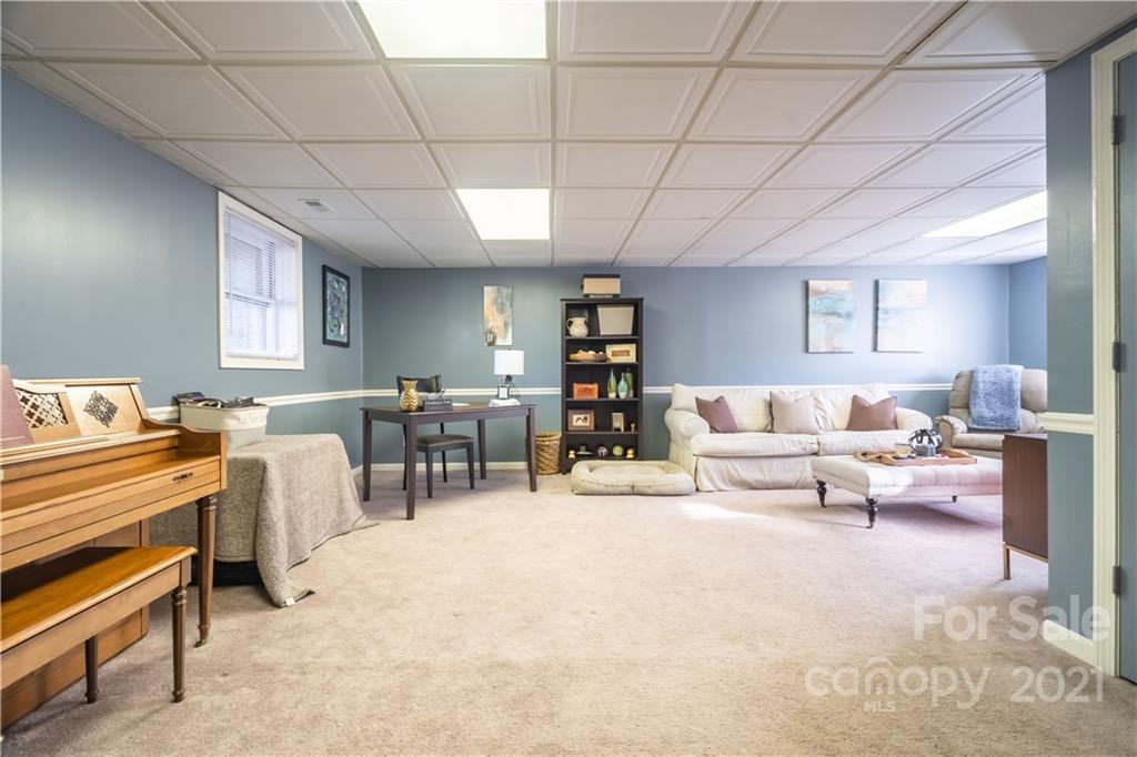 1683 Rink Dam Road Taylorsville, NC 28681 - Photo 21 of 31 Gallery Image 21