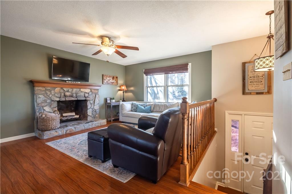 1683 Rink Dam Road Taylorsville, NC 28681 - Photo 3 of 31 Gallery Image 3