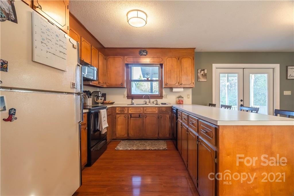 1683 Rink Dam Road Taylorsville, NC 28681 - Photo 7 of 31 Gallery Image 7