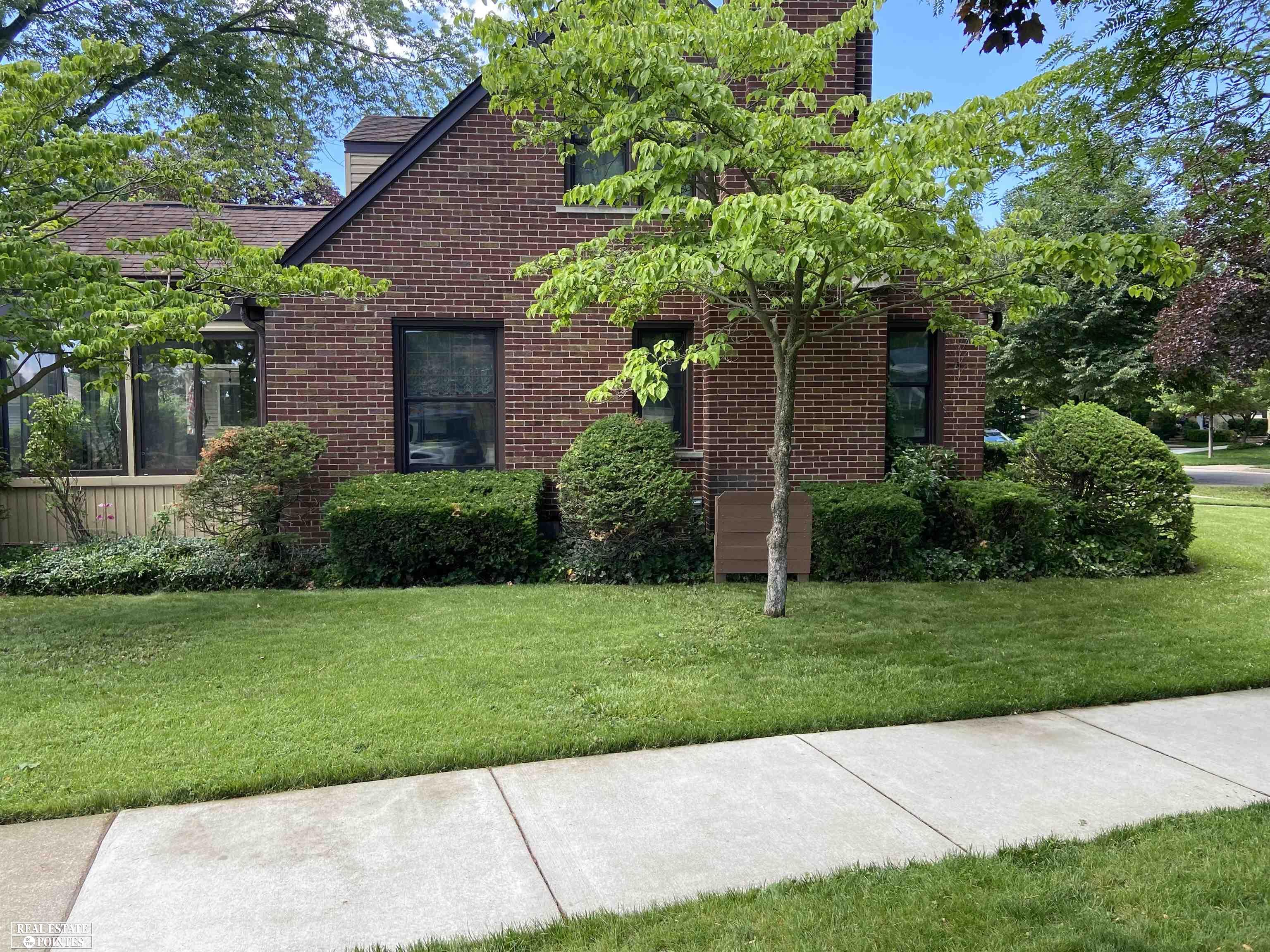 403 Cloverly Road Grosse Pointe Farms, MI 48236 - Photo 29 of 32