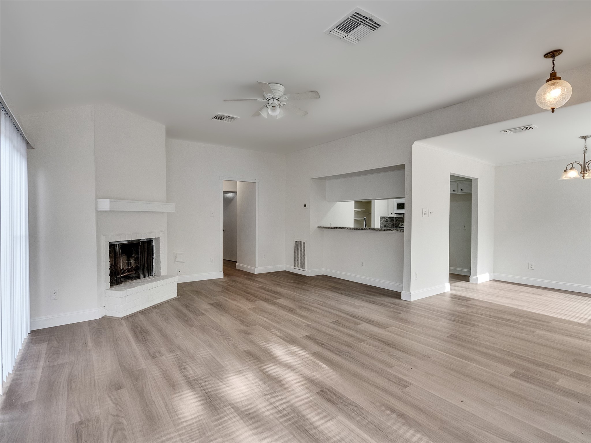 1912 Tremont Court Rosenberg, TX 77471 - Photo 5 of 28