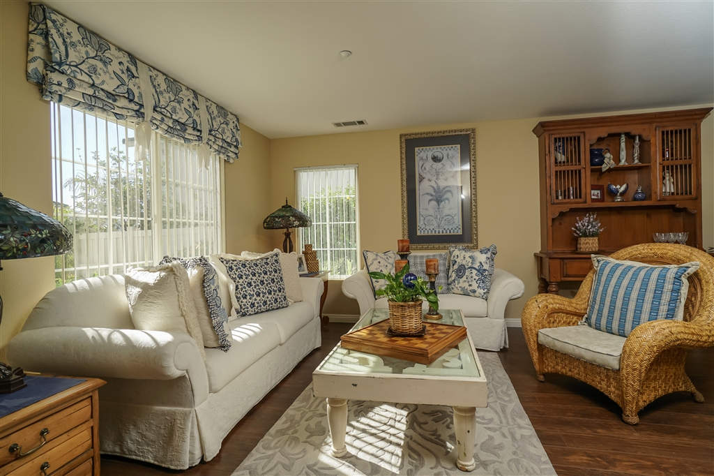 10127 Pure Waters Court Spring Valley, CA 91978 - Photo 14 of 25 Gallery Image 14