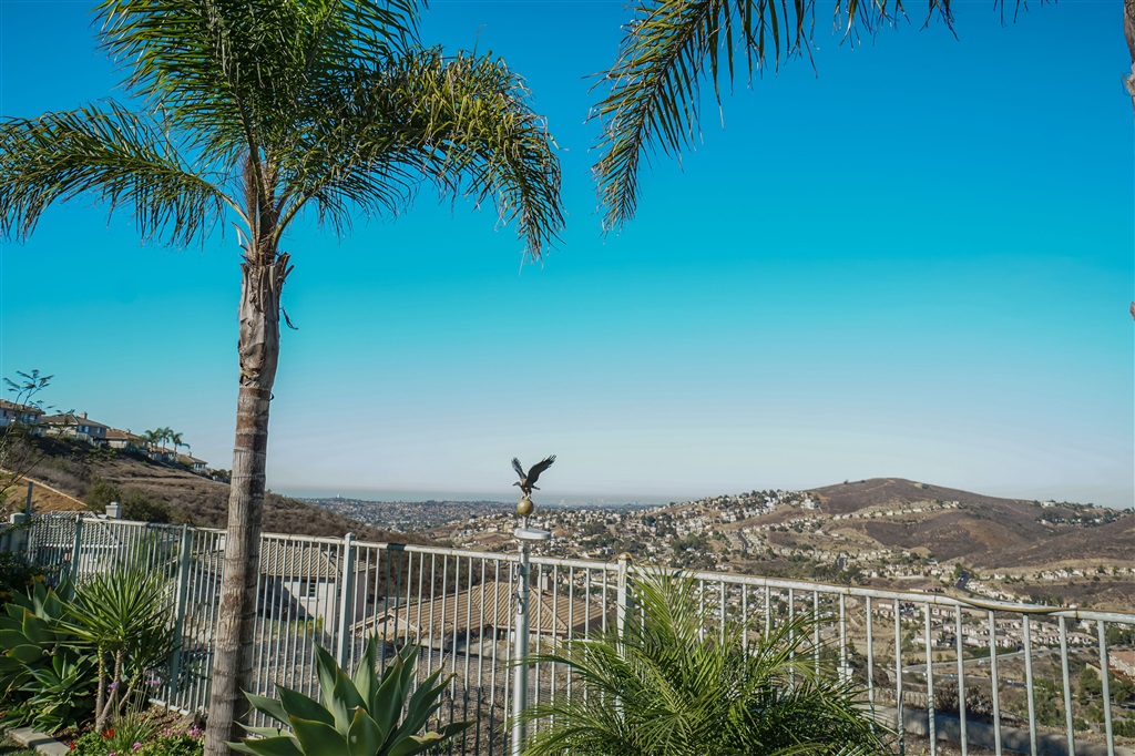 10127 Pure Waters Court Spring Valley, CA 91978 - Photo 18 of 25 Gallery Image 18