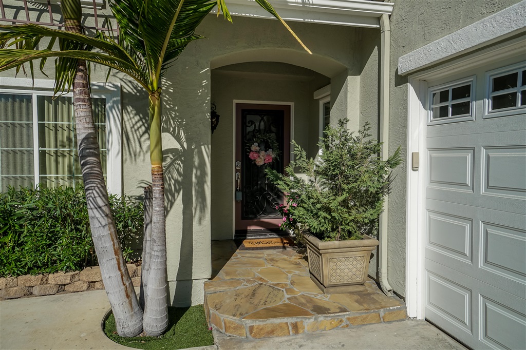10127 Pure Waters Court Spring Valley, CA 91978 - Photo 3 of 25 Gallery Image 3