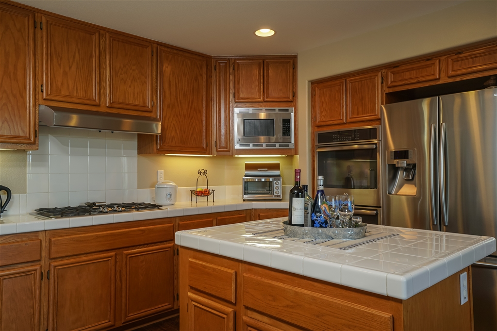 10127 Pure Waters Court Spring Valley, CA 91978 - Photo 10 of 25 Gallery Image 10